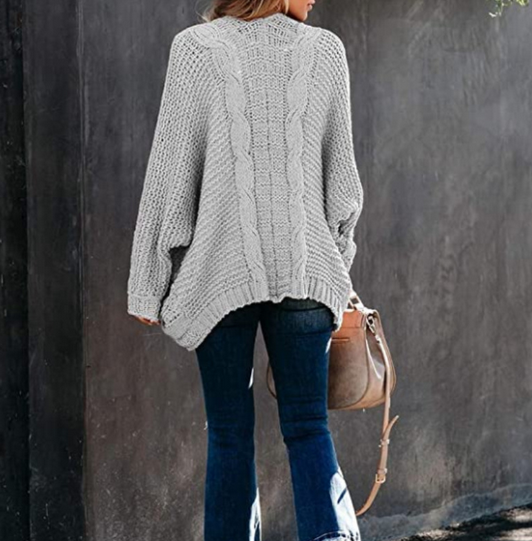 Casual knitted cardigan