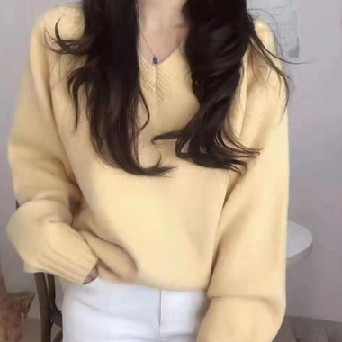 V Neck Knit Top