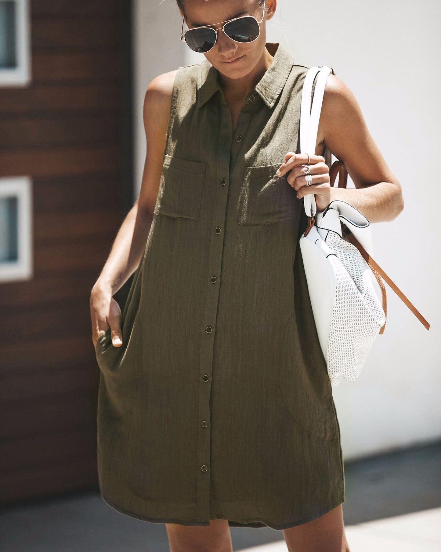 Sleeveless Front Buttons Blouse