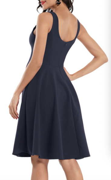 Solid Color Sleeveless Dress