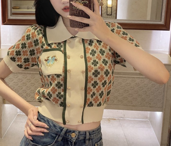 Knit Floral  Top