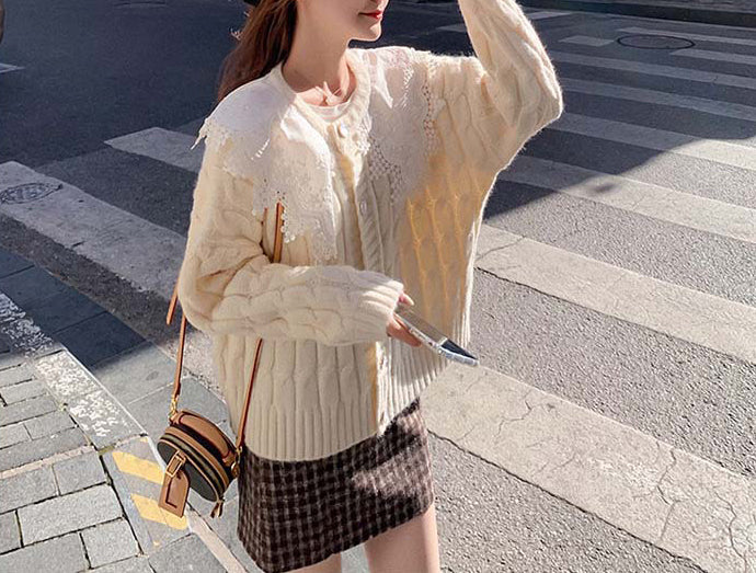 Lace Splicing Sweater