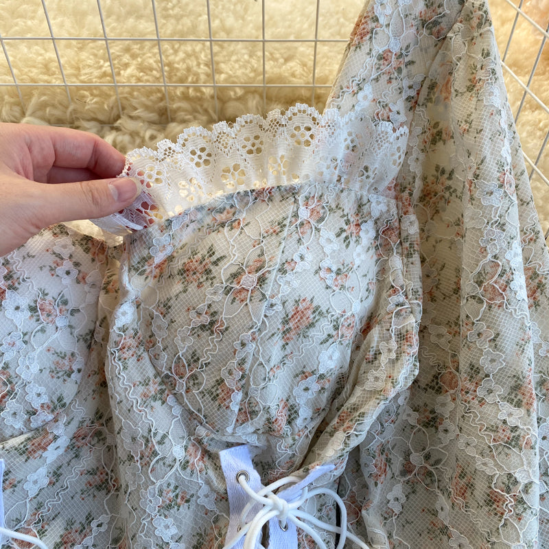 Lace Splicing Floral Top