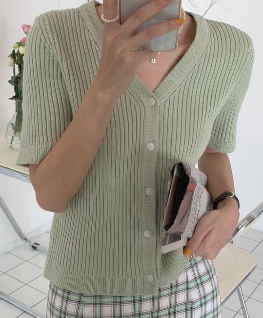 V Neck Knit Top