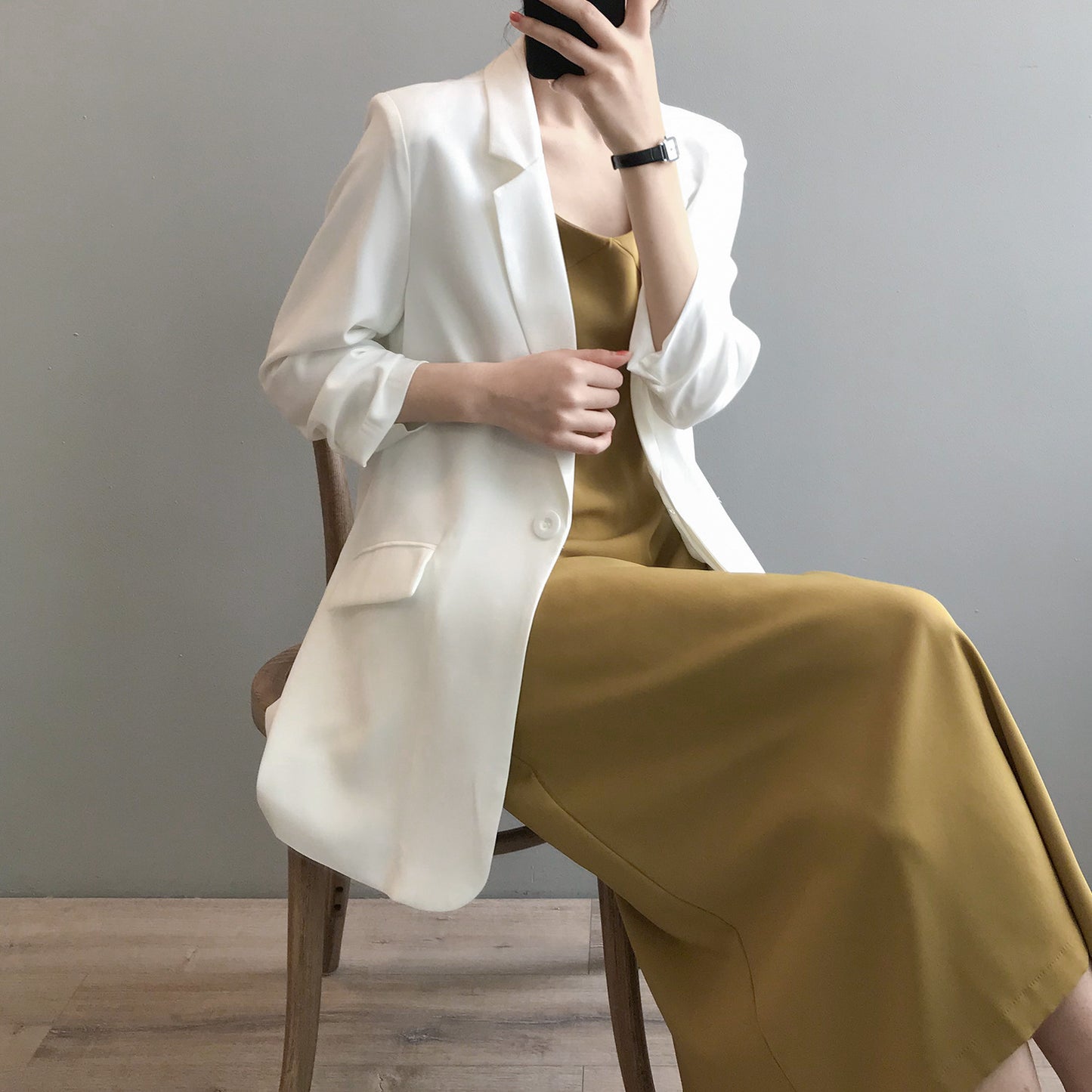 Three Quarter Sleeve Suit