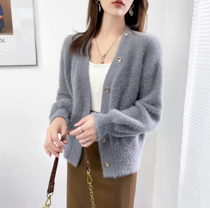 V-neck knitted cardigan